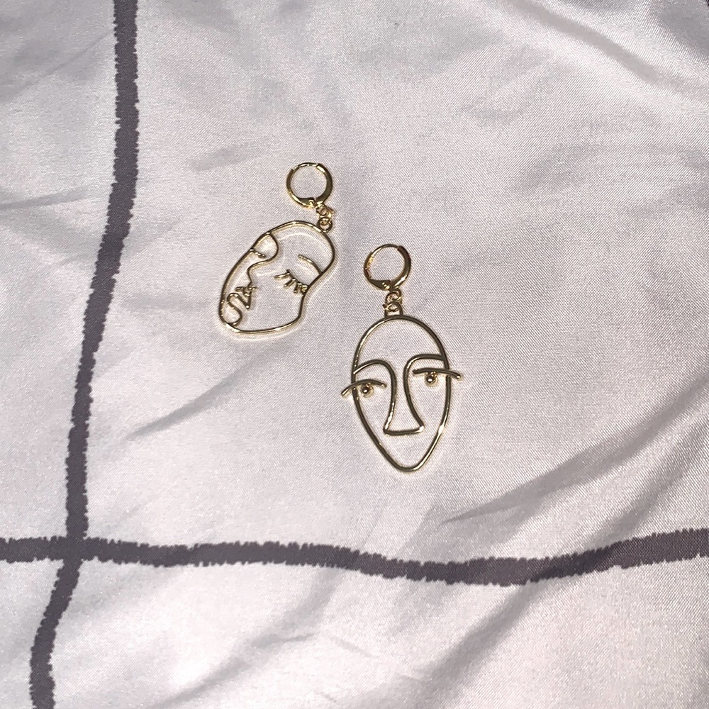 Handmade earrings!!READ DESCRPTION